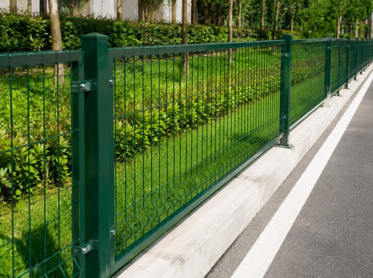 彭山区市政道路隔离护栏网